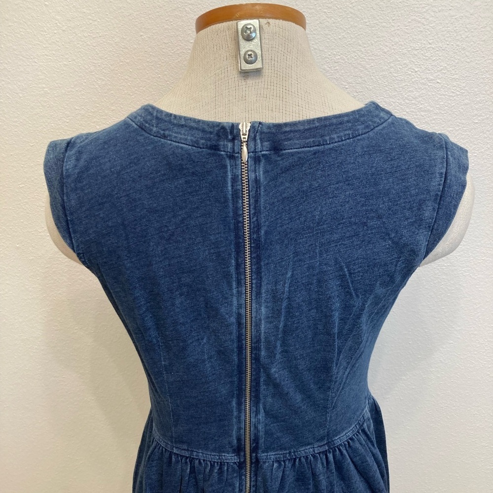 3/$20 Ann Taylor Loft Blue Fit and Flare Mini Dress, Zippered Back Womenβs 2 - Picture 6 of 8